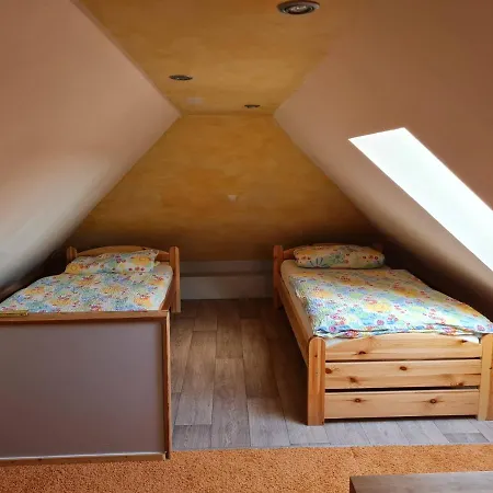 Ferienhaus Mit 2 Fewo In Mecklenburg *