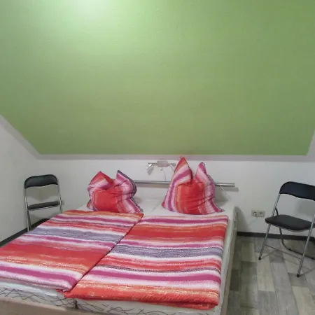 Ferienhaus Mit 2 Fewo In Mecklenburg *